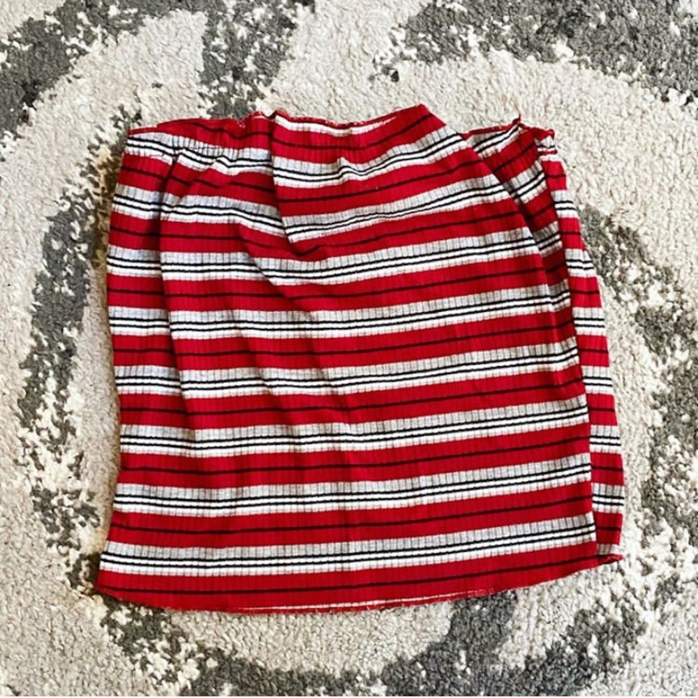 Red/gray/black striped tube top
